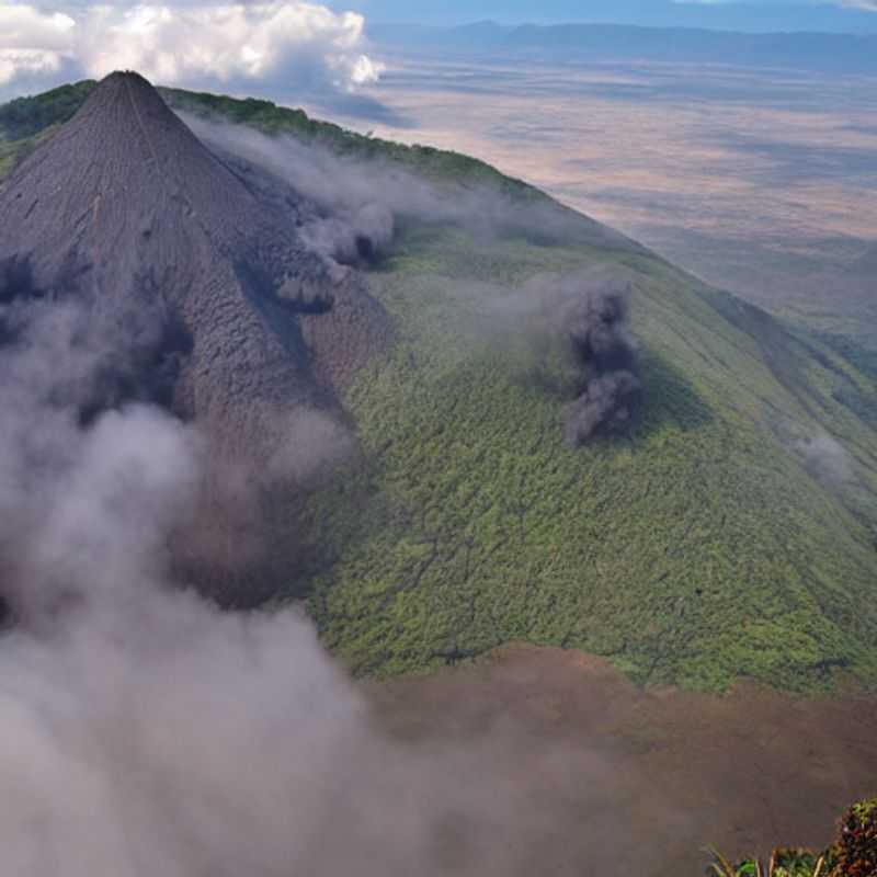 Le Nyiragongo &#58;  Aventure Volcanique et Transports Sûrs au Congo<h3>Sécurité et Déplacements &#58;  Gravir le Nyiragongo en toute Sérénité</h3><h3>Explorer le Nyiragongo &#58;  Conseils Pratiques pour un Voyage Tranquille et Inoubliable</h3><h3>Des Sentiers Volcaniques aux Routes Congolaises &#58;  Un Guide pour un Transport Fiable</h3><h3>Nyiragongo &#58;  L'aventure en toute sécurité&#44;  des transports fiables au cœur de l'Afrique</h3><h3>Randonnée au Nyiragongo &#58;  Comment assurer votre sécurité et vos déplacements ?</h3><h3>Voyage au Congo &#58;  Le Nyiragongo&#44; un défi accessible et sécurisé</h3><h3>Transport et Sécurité au Congo&#58; Votre Aventure Volcanique au Nyiragongo</h3><h3>Découvrir le Nyiragongo &#58;  Conseils d'un Guide pour un Voyage en toute Sécurité</h3><h3>Partir à la Découverte du Nyiragongo&#58; Transport&#44; Sécurité&#44; et Expériences Authentiques</h3>