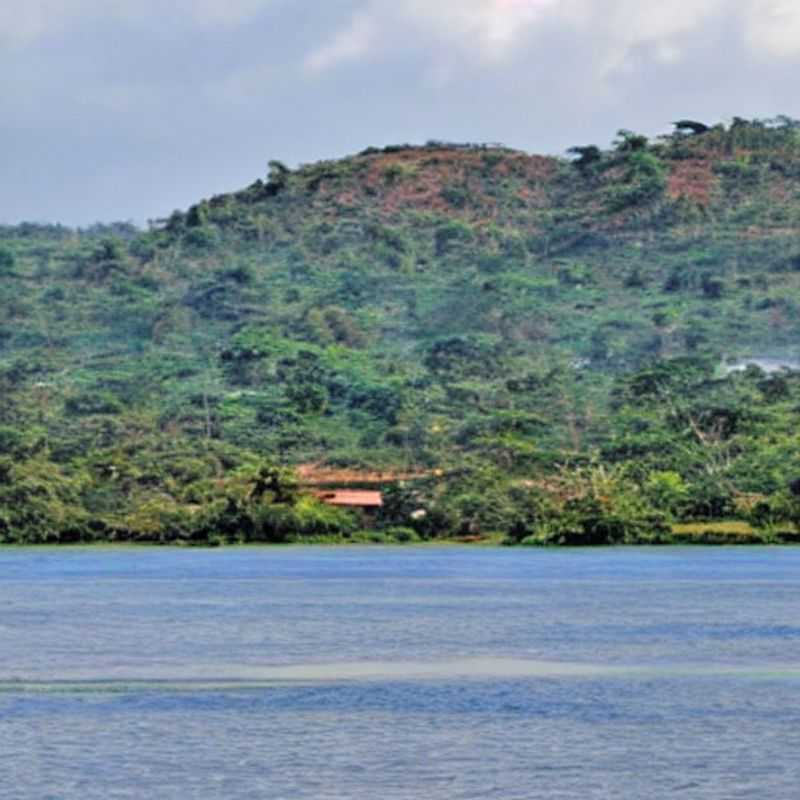 Lac Victoria : Paradis estival ou destination hivernale à éviter ?<h3>Lac Victoria (Kenya, Ouganda, Tanzanie) : Vacances estivales idéales ? Conseils d'un guide expert.</h3><h3>Explorer le Lac Victoria en été : Sécurité, budget et immersion culturelle.</h3><h3>Éviter les pièges à touristes au Lac Victoria : Des expériences authentiques et économiques.</h3><h3>Horaires réduits et fermetures hivernales : Que faut-il savoir avant de visiter le Lac Victoria ?</h3><h3>Découvrir le Lac Victoria hors des sentiers battus : Un voyage riche en culture et en histoire.</h3><h3>Vacances au Lac Victoria : Conseils pratiques pour un séjour sûr et inoubliable.</h3><h3>Le Lac Victoria en été : Un guide pour les voyageurs soucieux de leur budget.</h3><h3>Voyage responsable au Lac Victoria : Respecter la culture locale et préserver l'environnement.</h3><h3>Mythes et réalités du Lac Victoria : Découvrir l'histoire et les légendes de cette région fascinante.</h3>