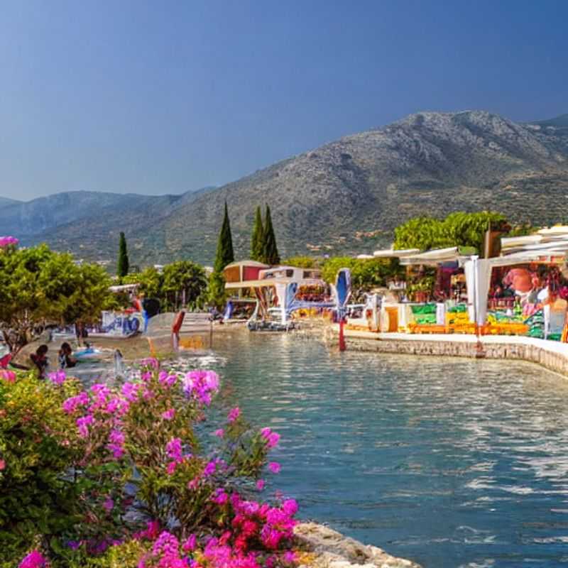 Hébergement et transport à Kalamata : Votre escapade printanière en Grèce<h3>Kalamata au printemps : Loger et se déplacer avec style (et sans se ruiner !)</h3><h3>Se déplacer à Kalamata : Des oliviers, des rires et des options de transport !</h3><h3>Kalamata en avril : Où séjourner pour un printemps inoubliable ?</h3><h3>Votre guide pour un séjour printanier à Kalamata : transport et hébergement</h3><h3>Le charme discret de Kalamata : Hébergements et transports pour une exploration authentique</h3><h3>Aux portes du printemps : transport et hébergement pour votre séjour kalamatien</h3><h3>Soleil, mer et… options de transport à Kalamata pour vos vacances de printemps !</h3><h3>Kalamata : un printemps à savourer... et à explorer facilement ! (transport et hébergement)</h3><h3>Découvrir Kalamata au printemps : conseils pratiques sur l'hébergement et le transport</h3>