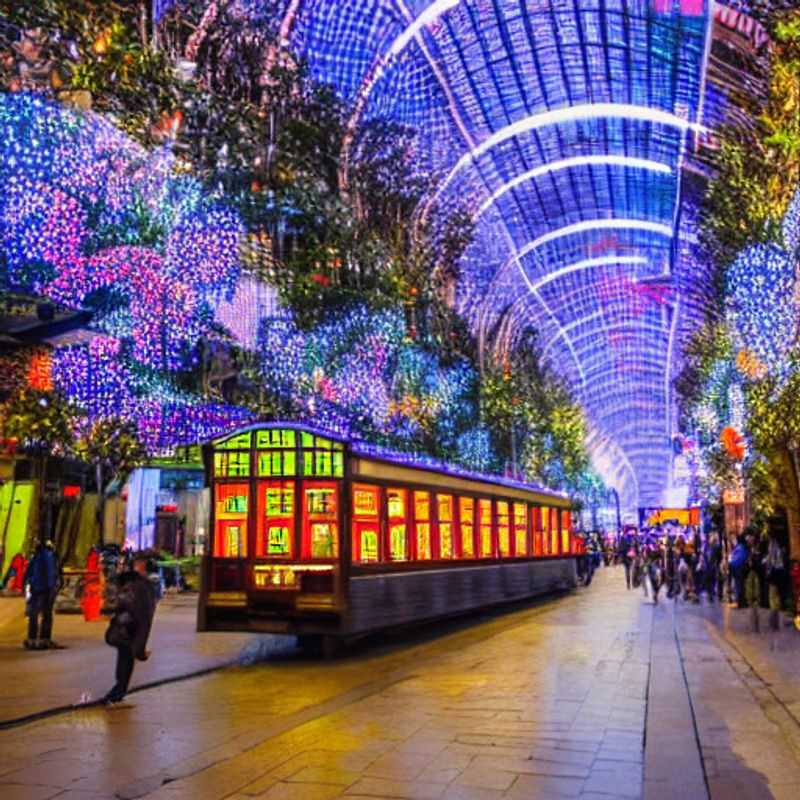 Shanghai sous le soleil estival &#58; Luxe abordable hors saison ?<h3>Shanghai l'été &#58; Mystère et économies de luxe en basse saison ?</h3><h3>Chine&#44; été luxueux à Shanghai &#58;  Déjouez les prix grâce à la saison creuse !</h3><h3>Shanghai &#58;  Le luxe estival à prix réduit &#45; Une enquête palpitante !</h3><h3>Trésors cachés de Shanghai &#58; Été luxueux et budget maîtrisé hors saison</h3>