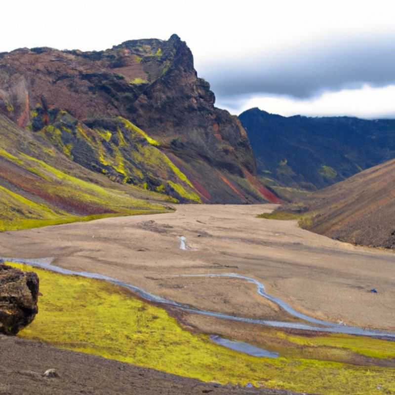 Visite du volcan Eyjafjallajökull sur le Laugavegur et le Fimmvörðuháls en Islande au printemps
