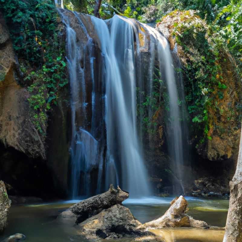 Autumn Splendor: Uncovering the Enchanting Land Split in Pai