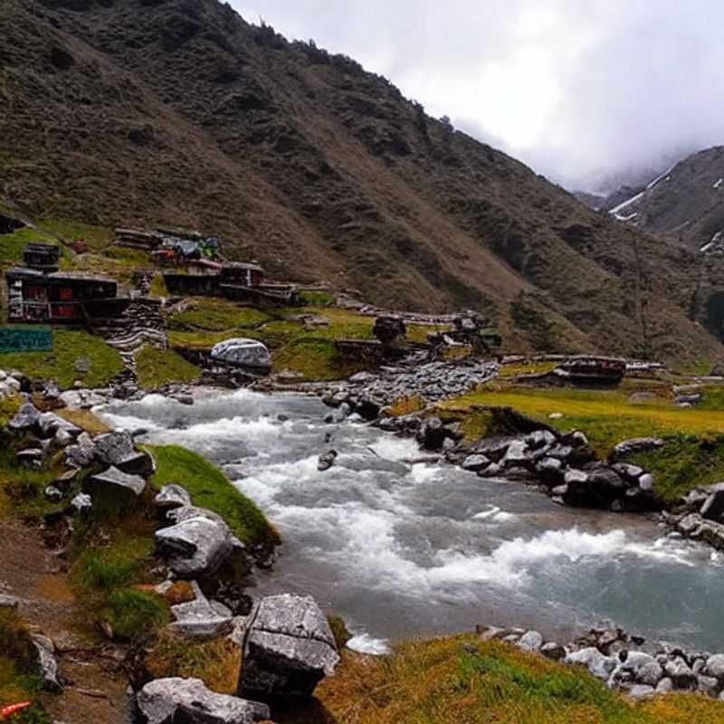 Chopta Chandrashila Trek en été : Paradis indien sous le soleil ?<h3>Randonnée estivale à Chopta Chandrashila : Avis d’un nomade numérique</h3><h3>Sous le soleil indien : Mon expérience inoubliable du trek de Chopta Chandrashila</h3><h3>Chaleur estivale et trek : Chopta Chandrashila, un défi à la portée de tous ?</h3><h3>Chopta Chandrashila l’été : Aventure humaine et paysages à couper le souffle</h3><h3>Trek de Chopta Chandrashila en été : Le récit d'un voyageur connecté</h3><h3>Inde en été : Le trek de Chopta Chandrashila, une échappée digitale rafraîchissante ?</h3><h3>Été indien : Chopta Chandrashila, le trek parfait pour les âmes aventurières ?</h3>
