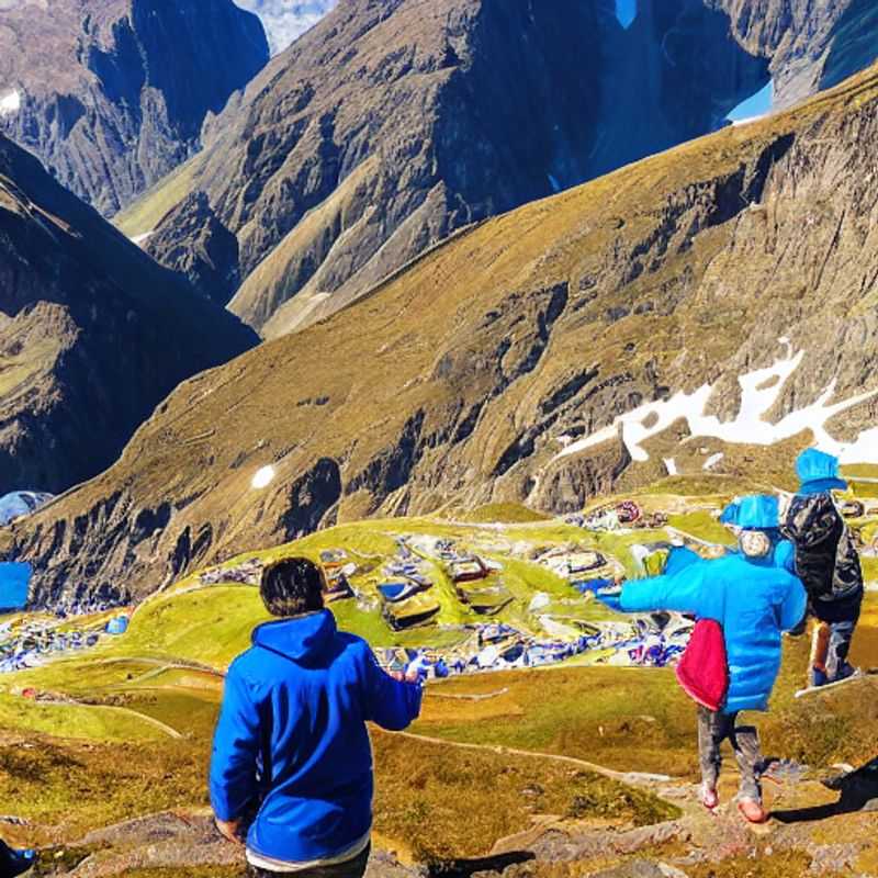 Vue imprenable sur le circuit de Huayhuash, Pérou, sous le soleil d'été. Découvrez si cette randonnée épique est le choix parfait pour vos vacances estivales !