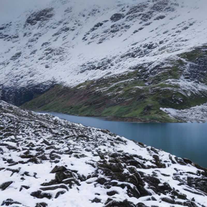 Le Lac District en été : un paradis estival malgré les heures d'ouverture hivernales réduites<h3>Vacances d'été dans le Lake District : Que faire si certaines attractions ferment en hiver ?</h3><h3>Le Lake District, Royaume-Uni : un été enchanteur, même avec des fermetures hivernales occasionnelles</h3><h3>Explorer le Lake District en été : beauté et sérénité, malgré les restrictions hivernales</h3><h3>Soleil d'été et paysages féeriques : mon expérience estivale dans le Lake District (malgré les fermetures hivernales)</h3><h3>Le Lake District en été : un voyage inoubliable, même avec des ajustements pour les attractions hivernales</h3>