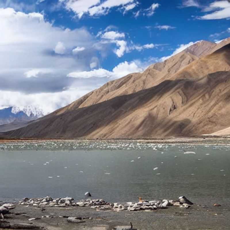 Ladakh en verano: ¿Escaparate fresco para aventureros digitales? Descifrando el misterio del paraíso de alta montaña<h3>Ladakh bajo cero (grados, claro): ¿Un edén estival para nómadas tecnológicos?</h3><h3>El enigma de Ladakh: ¿Verano en el Himalaya? Explorando la verdad tras la leyenda</h3><h3>Desmontando mitos: ¿Ladakh, un oasis de frescor en el verano indio? Guía tecnológica para viajeros intrépidos</h3><h3>Ladakh: Temperatura ideal, aventura máxima. La ruta del nómada digital en busca del verano perfecto.</h3>