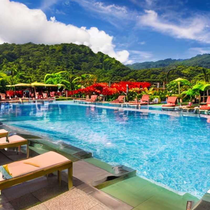San José au printemps : Échappez aux foules estivales !<h3>San José pour les vacances de printemps : moins de monde, plus de plaisir !</h3><h3>Vacances de printemps à San José : découvrez le Costa Rica hors saison !</h3><h3>Costa Rica en mars/avril : le charme discret de San José</h3><h3>San José au printemps : une escapade paisible au cœur du Costa Rica</h3><h3>Fêtes de printemps à San José : l'alternative idéale aux plages bondées !</h3>